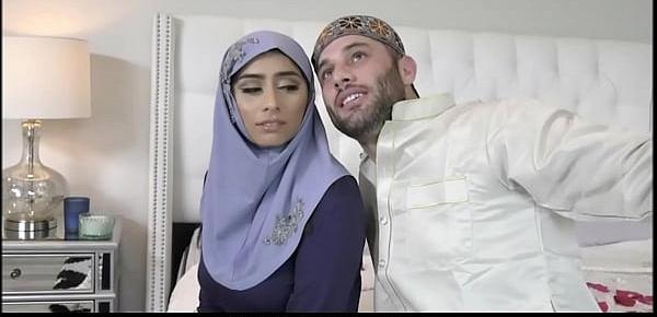  Thick Muslim Virgin Teen Sister And Brother Experiment And Fuck